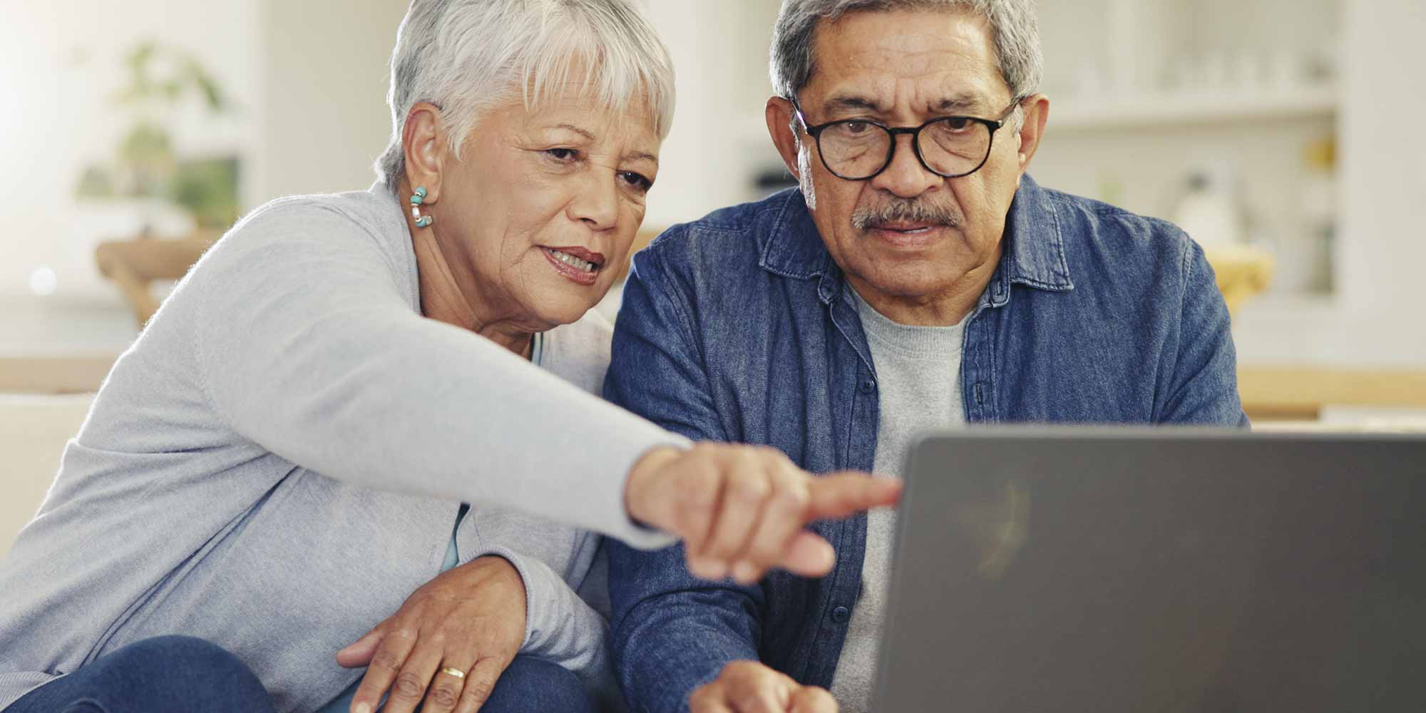 International_WomenÔÇÖs_Day_2100x1400